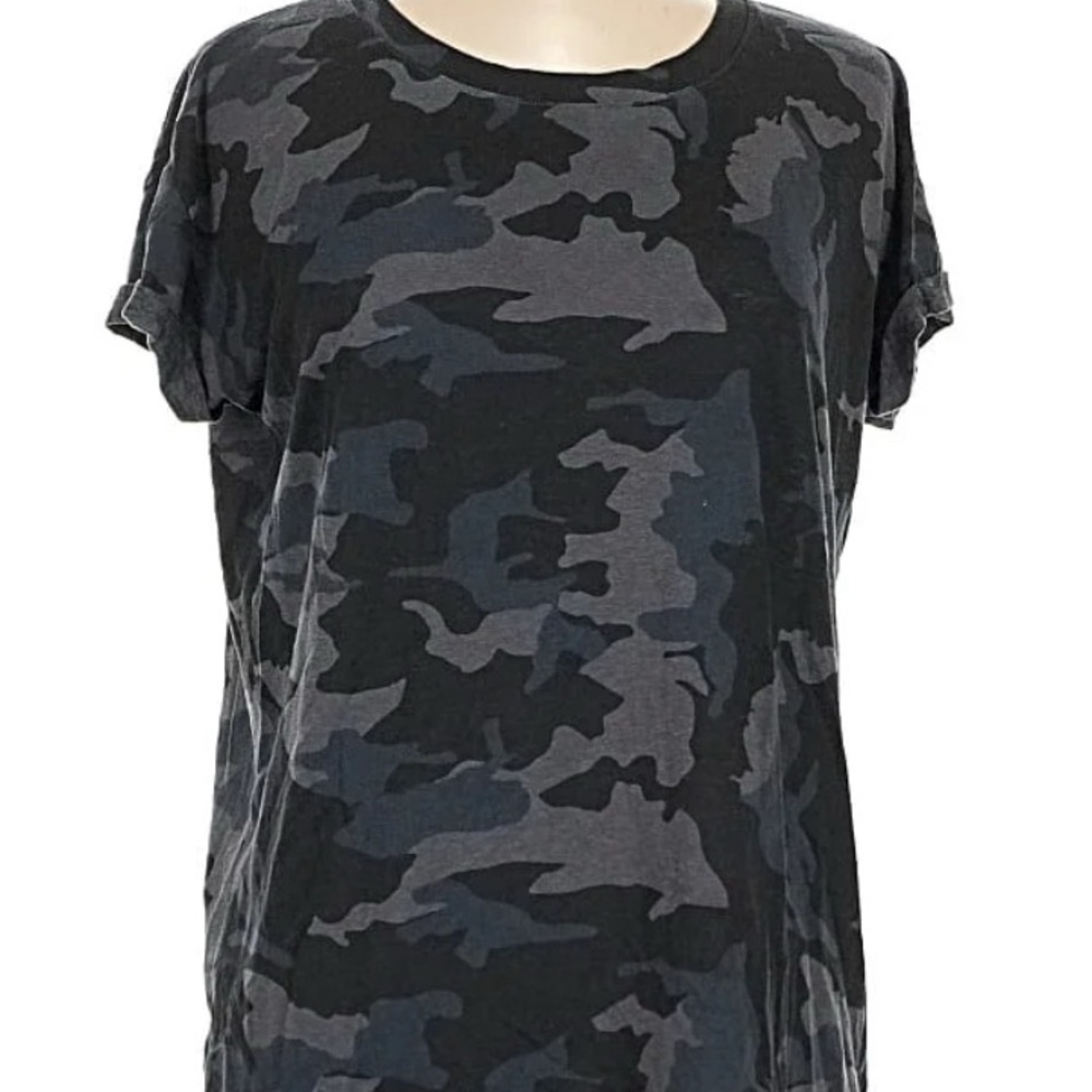 Prana Black and Gray Camo Short Sleeve Tee